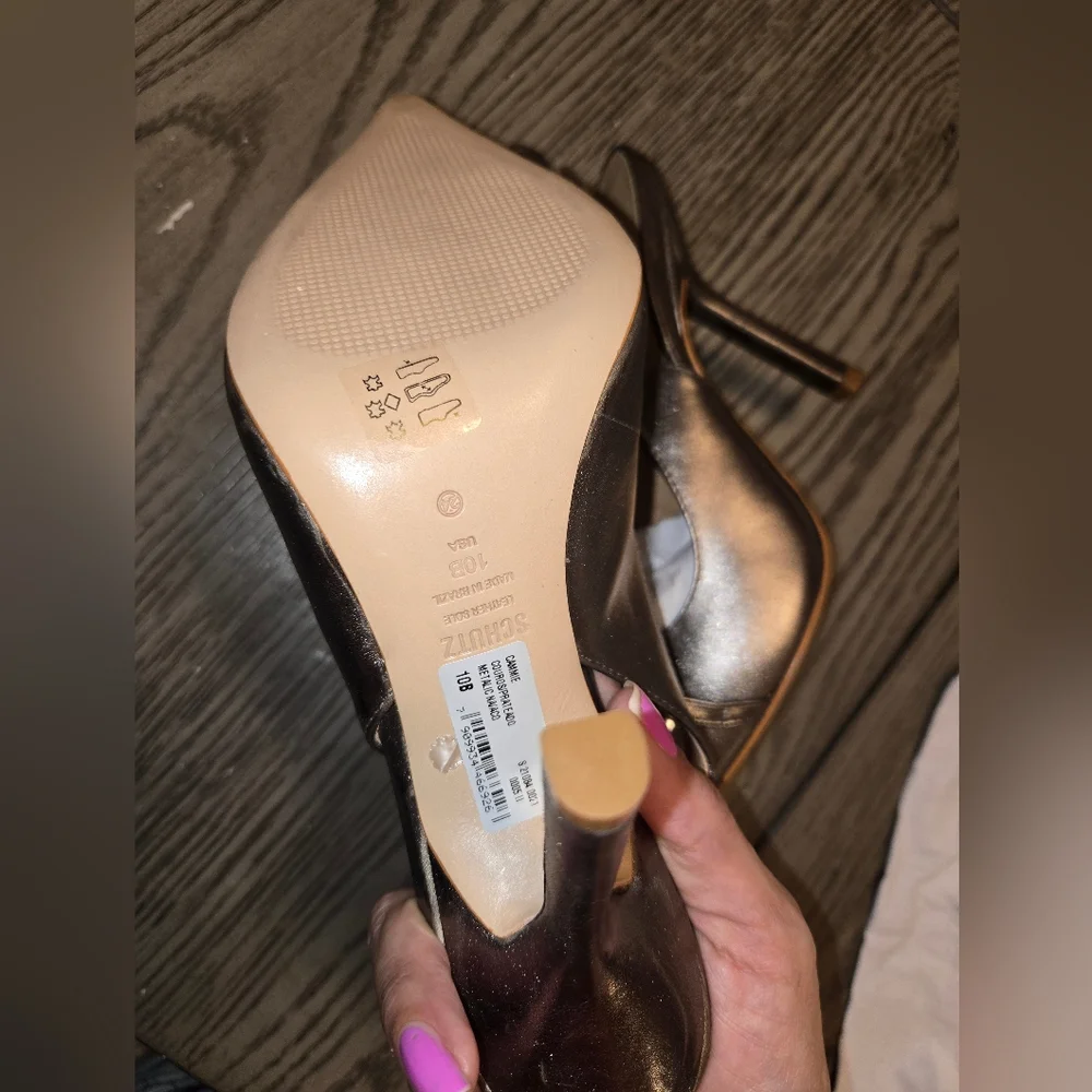 New In Box SCHUTZ Cammie Bronze  Heels
